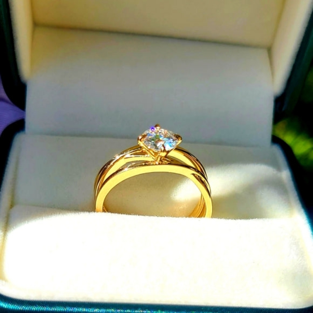 Solid 10k gold 1ct moissanite ring